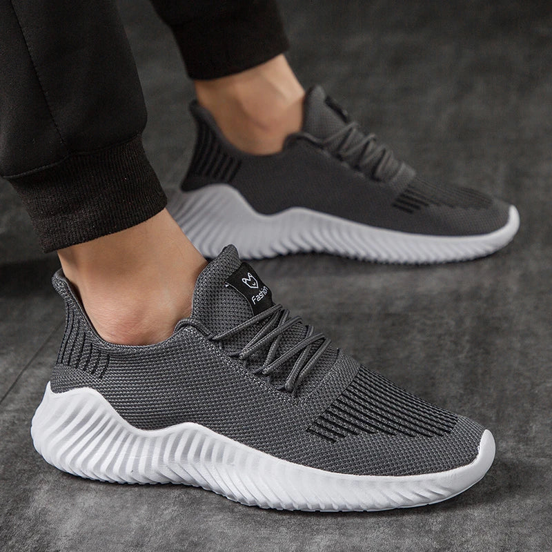 High Quality Male Sneakers Breathable White Fashion Casual Light Walking Shoes