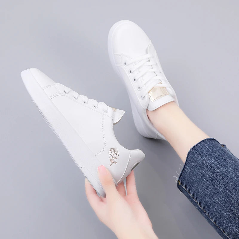 Women Casual Shoes New Spring  White Sneakers Breathable Flower Lace-Up Women Sneakers
