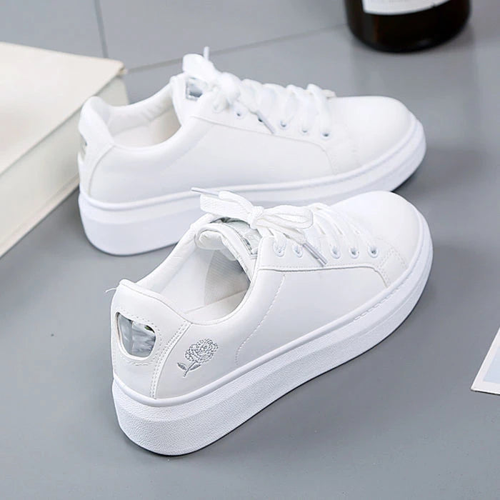 Women Casual Shoes New Spring  White Sneakers Breathable Flower Lace-Up Women Sneakers